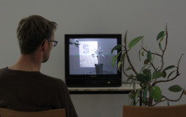 Having a Good Time with Friends - Watching a Baldessari Piece © Sebastian Gräfe